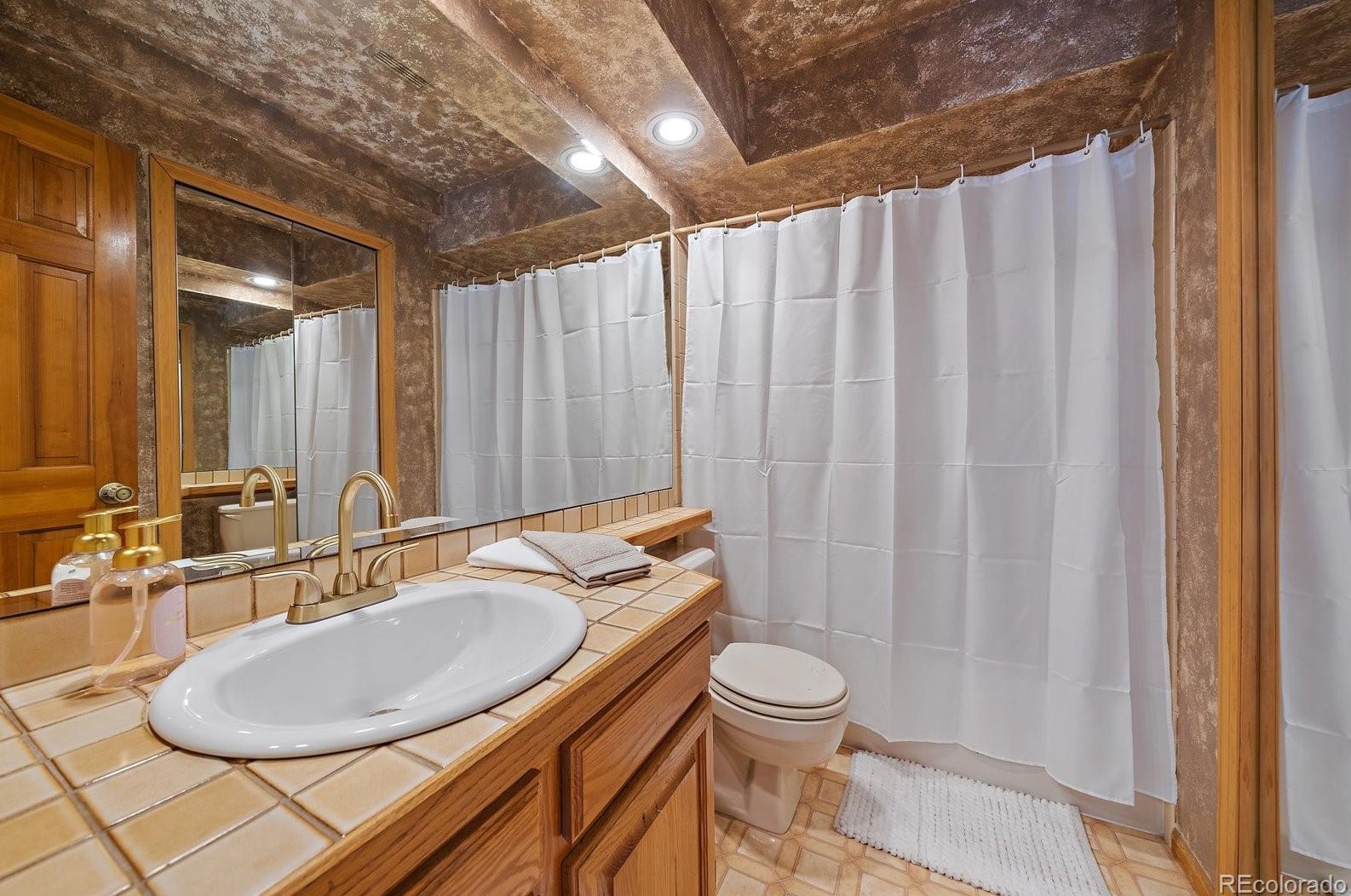 10514 85th Pl, Arvada CO  80005-4712 exterior