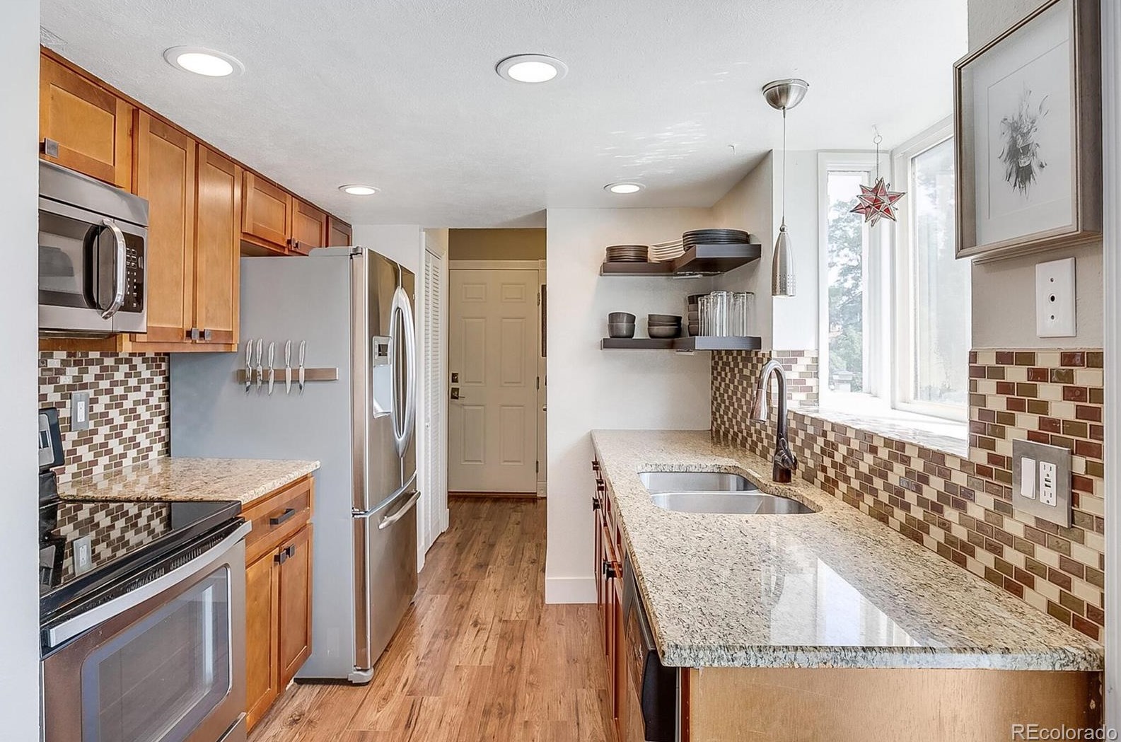 5855 Miller Ct, Littleton CO 80127-5584 exterior