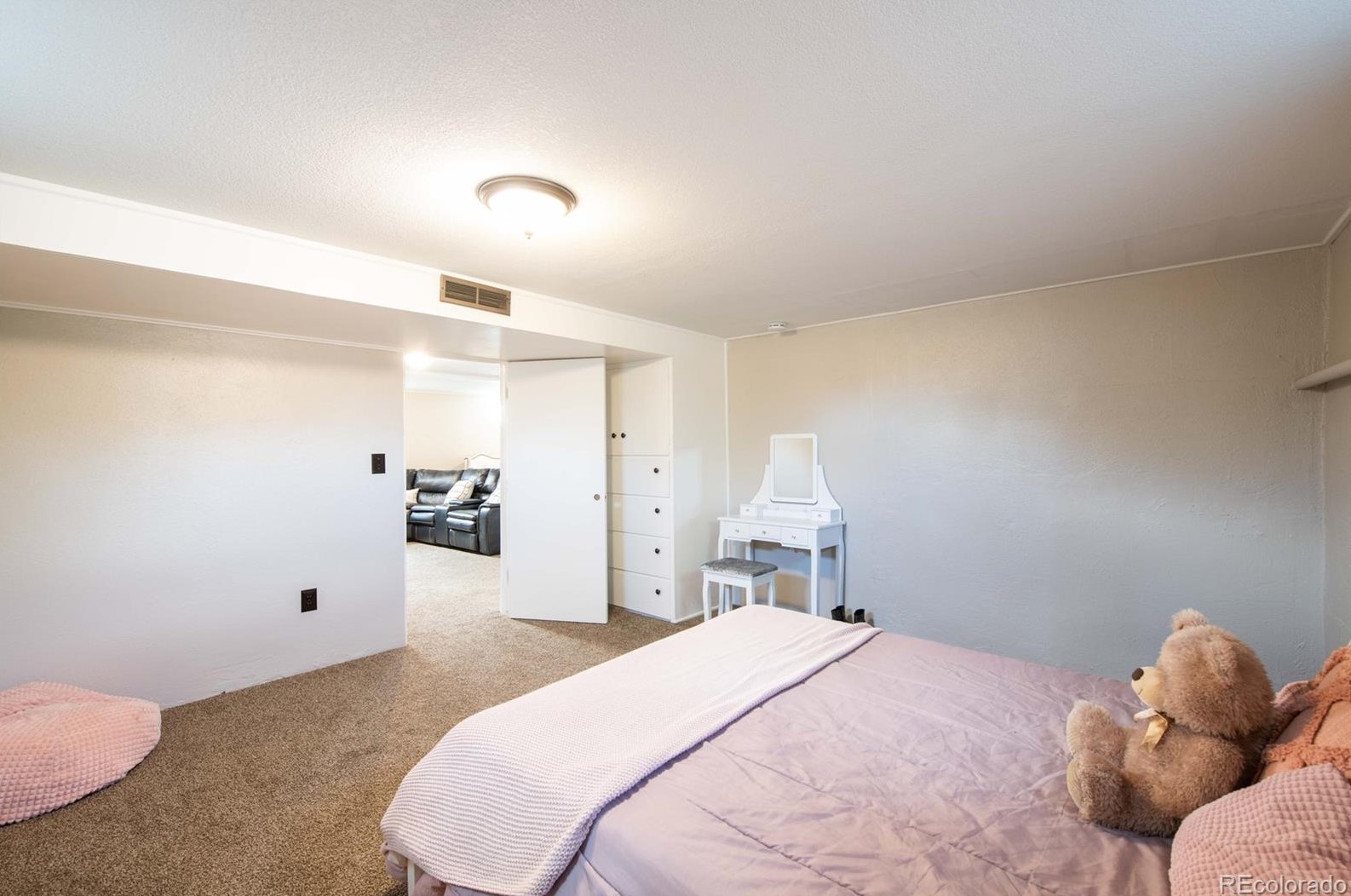 636 2nd Ave, Deer Trail CO exterior