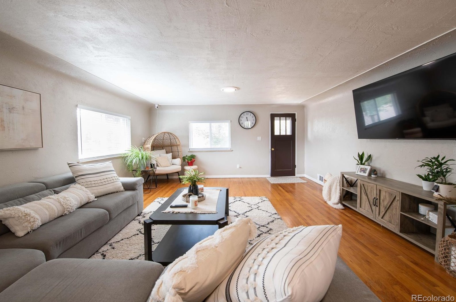 636 2nd Ave, Deer Trail CO exterior