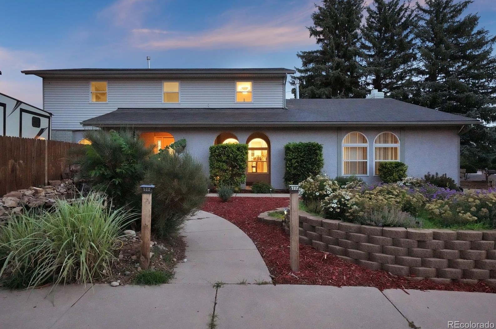 3209 Serendipity Cir, Colorado Springs CO 80917-3040 exterior