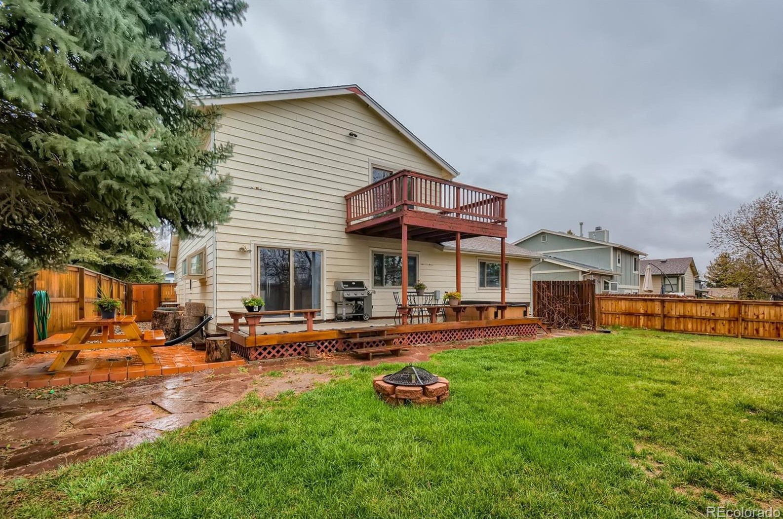 321 Mtn Cloud Cir, Littleton CO 80126-2213 exterior