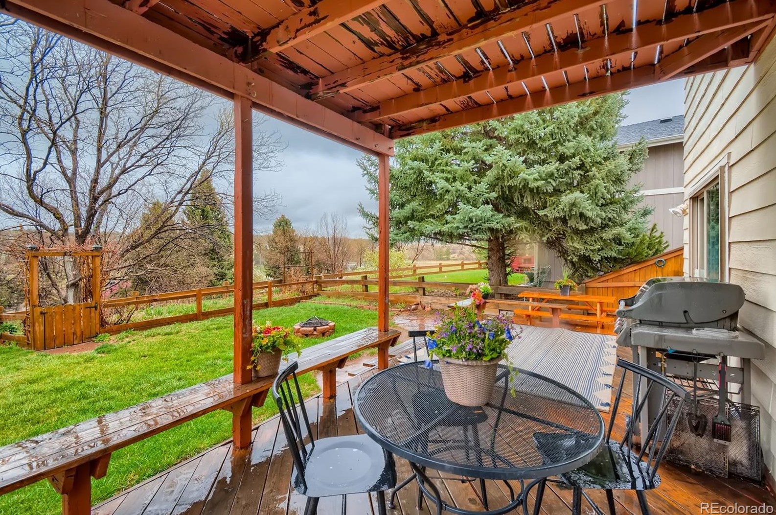 321 Mtn Cloud Cir, Littleton CO 80126-2213 exterior