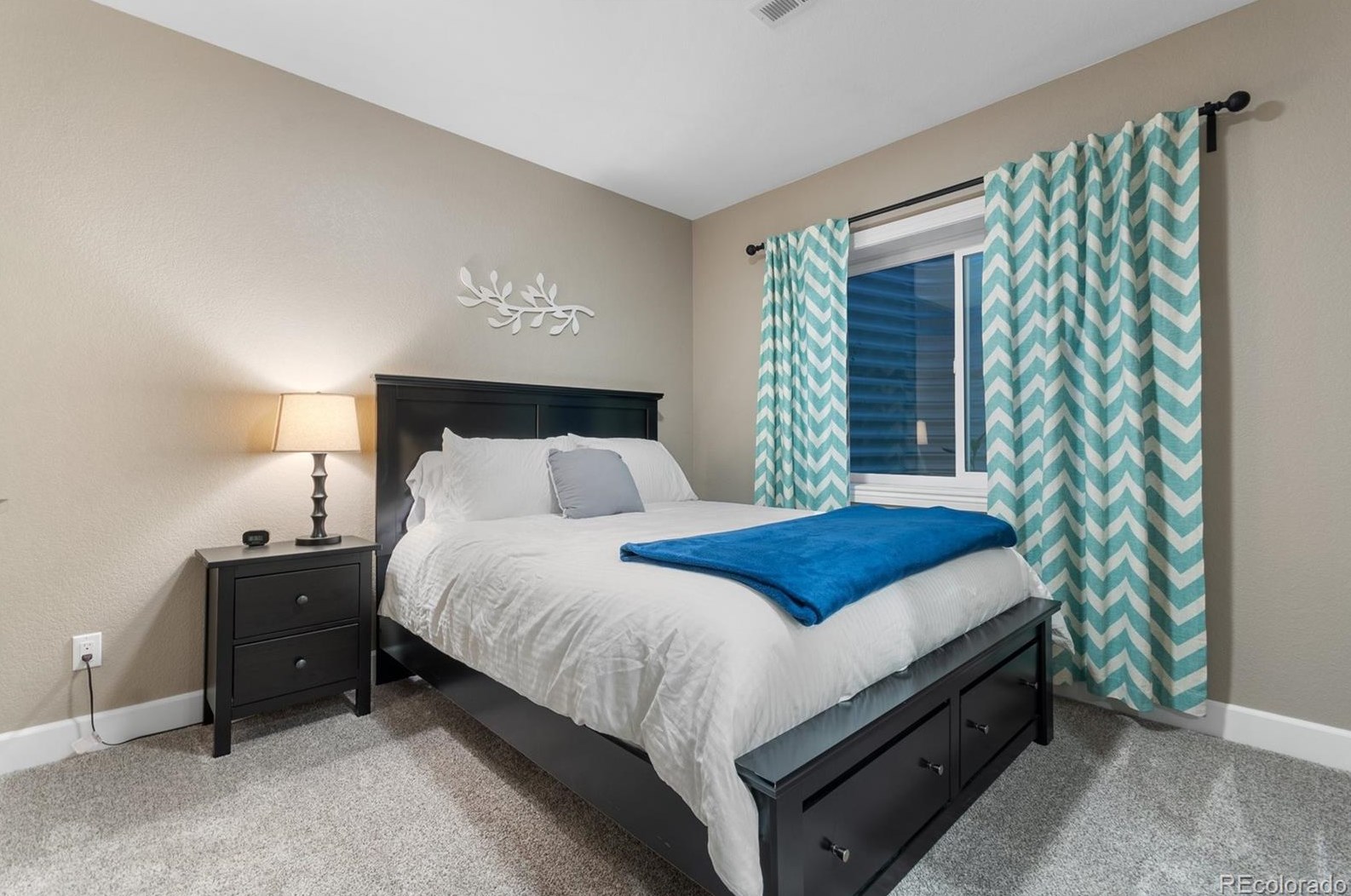 6220 Marion Way, Littleton CO 80121-2619 exterior