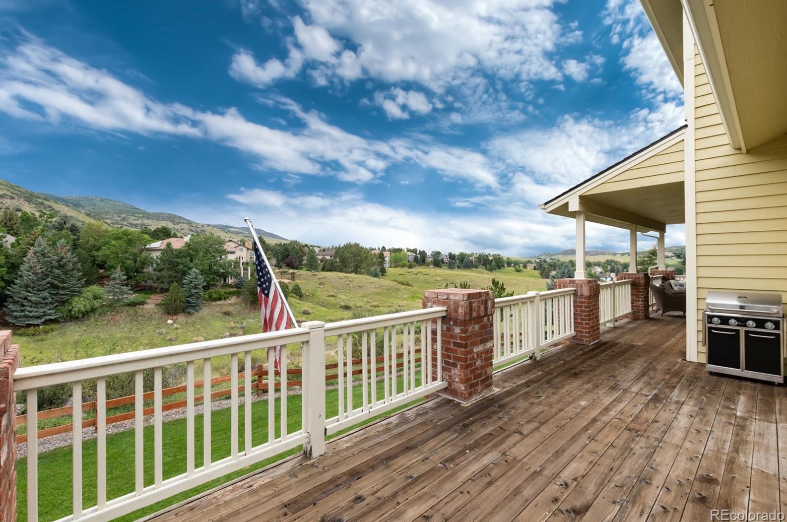 23 Amaranth Dr, Littleton CO 80127-2611 exterior