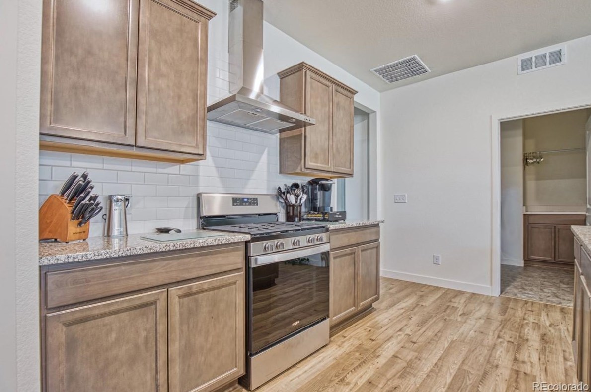 8810 Ferncrest St, Longmont CO  80504-3522 exterior