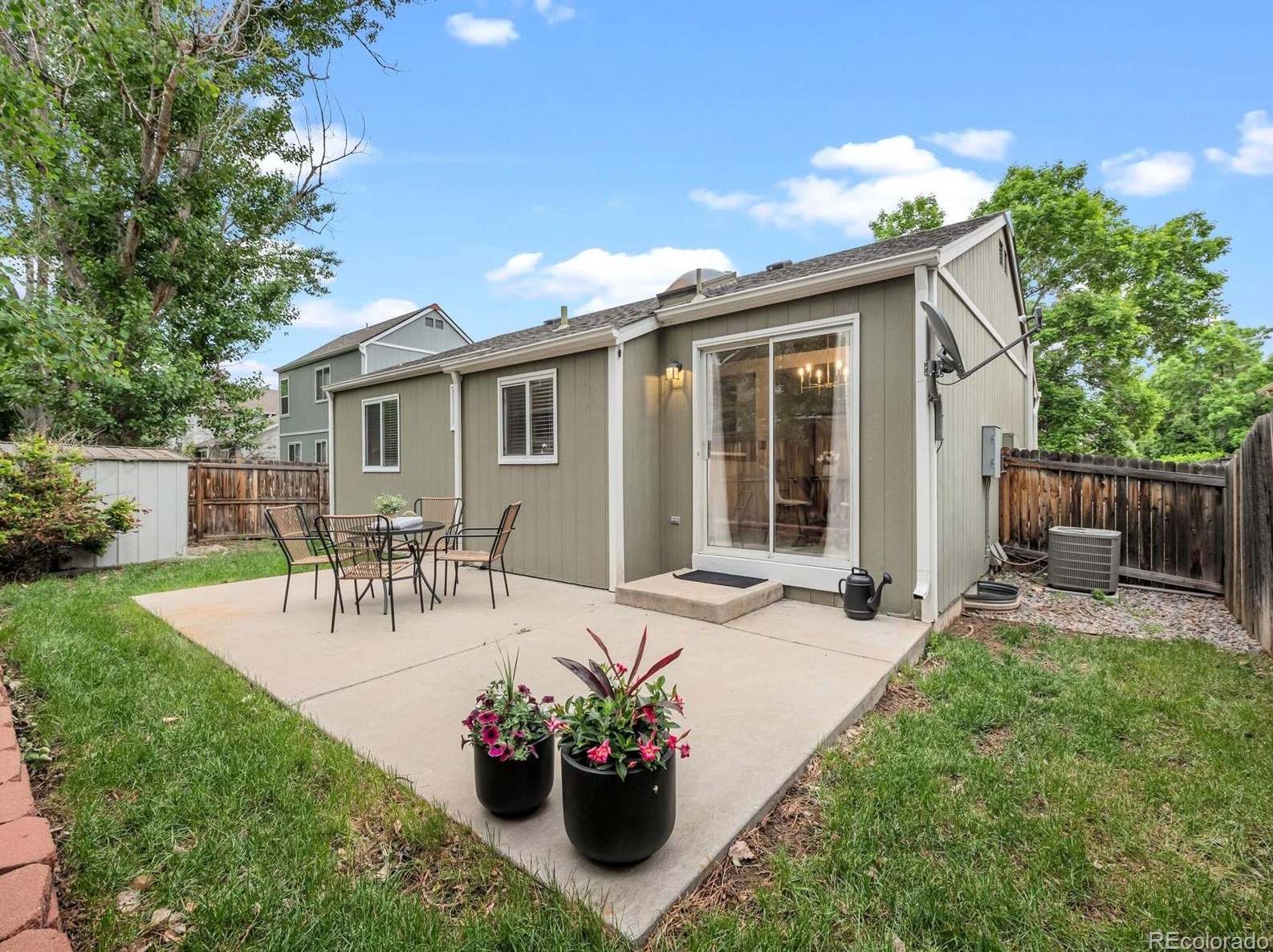 6071 Robb Way, Littleton CO 80127-4735 exterior