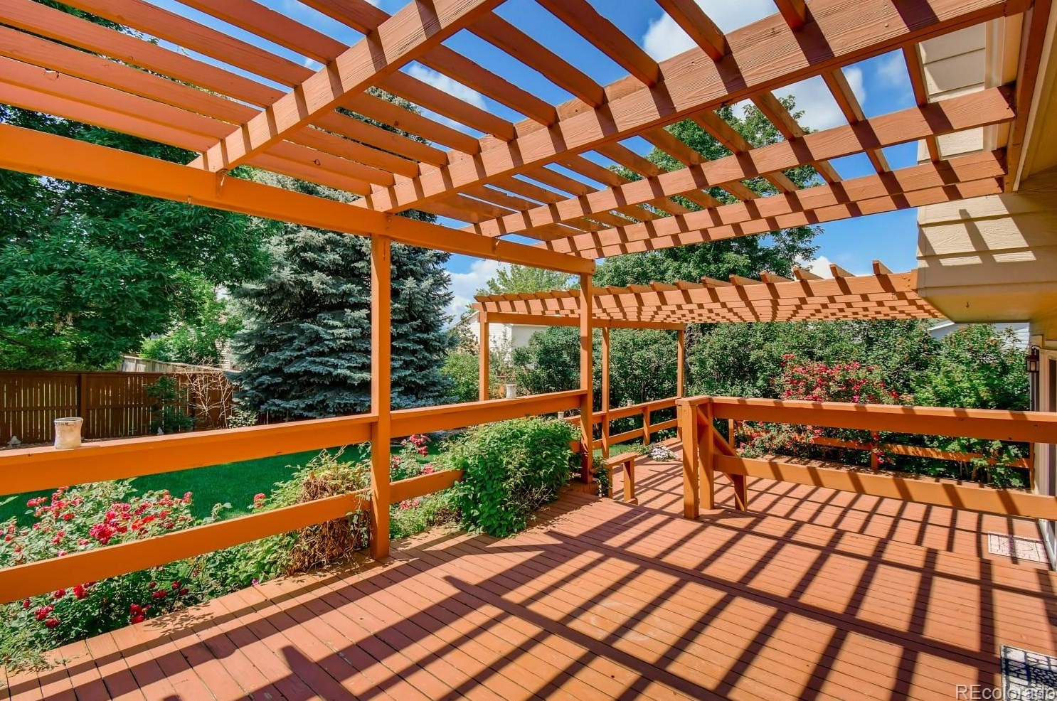 740 Pr Rdg Rd, Littleton CO 80126-2038 exterior