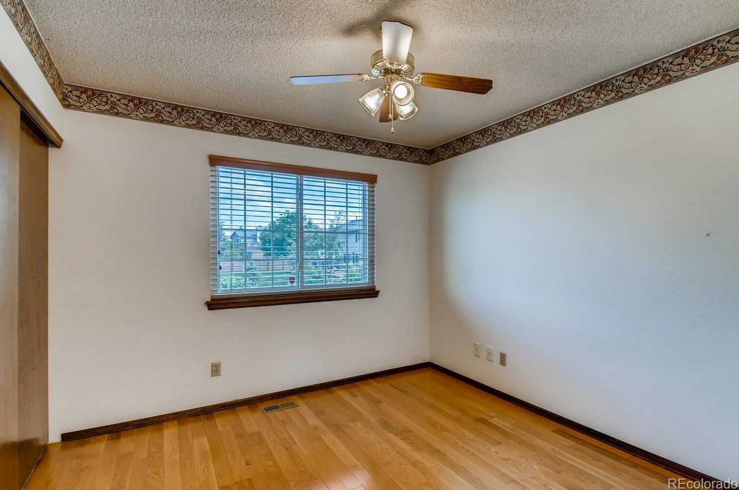 740 Pr Rdg Rd, Littleton CO 80126-2038 exterior