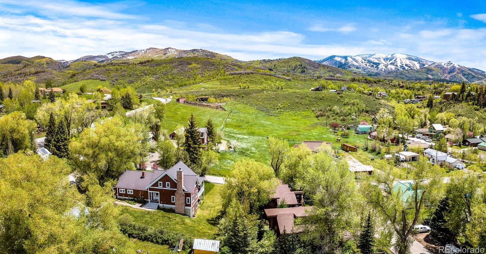 15 Nob St, Steamboat Springs CO  80487-4911 exterior