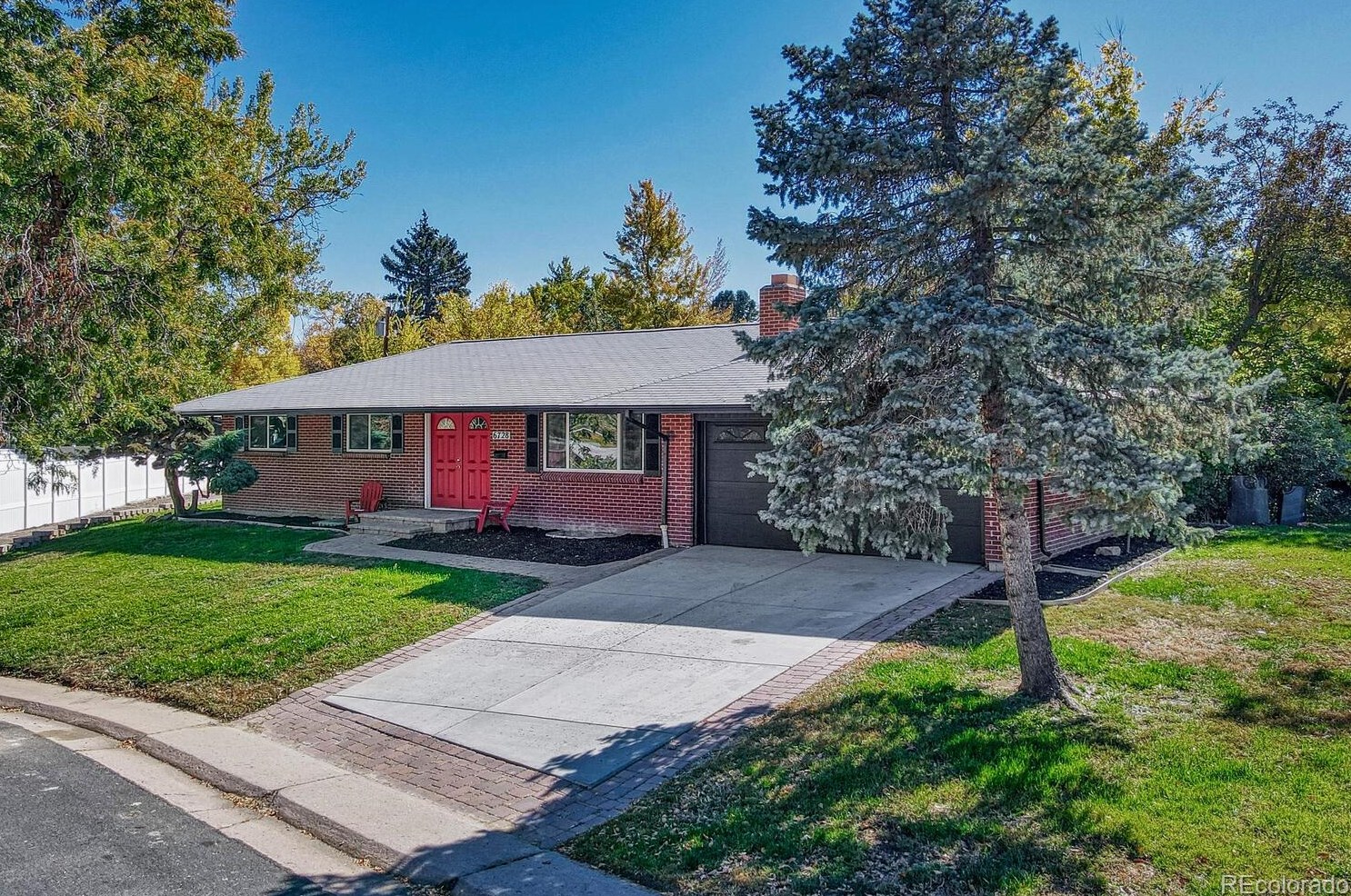 6728 Arapahoe Dr, Littleton CO  80120-3762 exterior