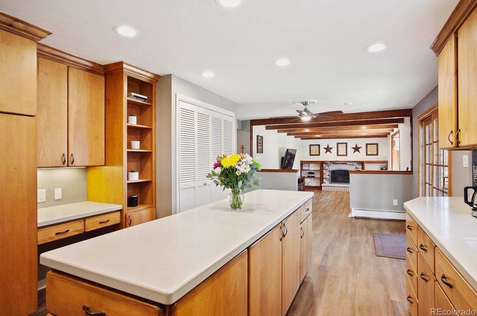 6374 Rowland Ave, Littleton CO 80128-4578 exterior