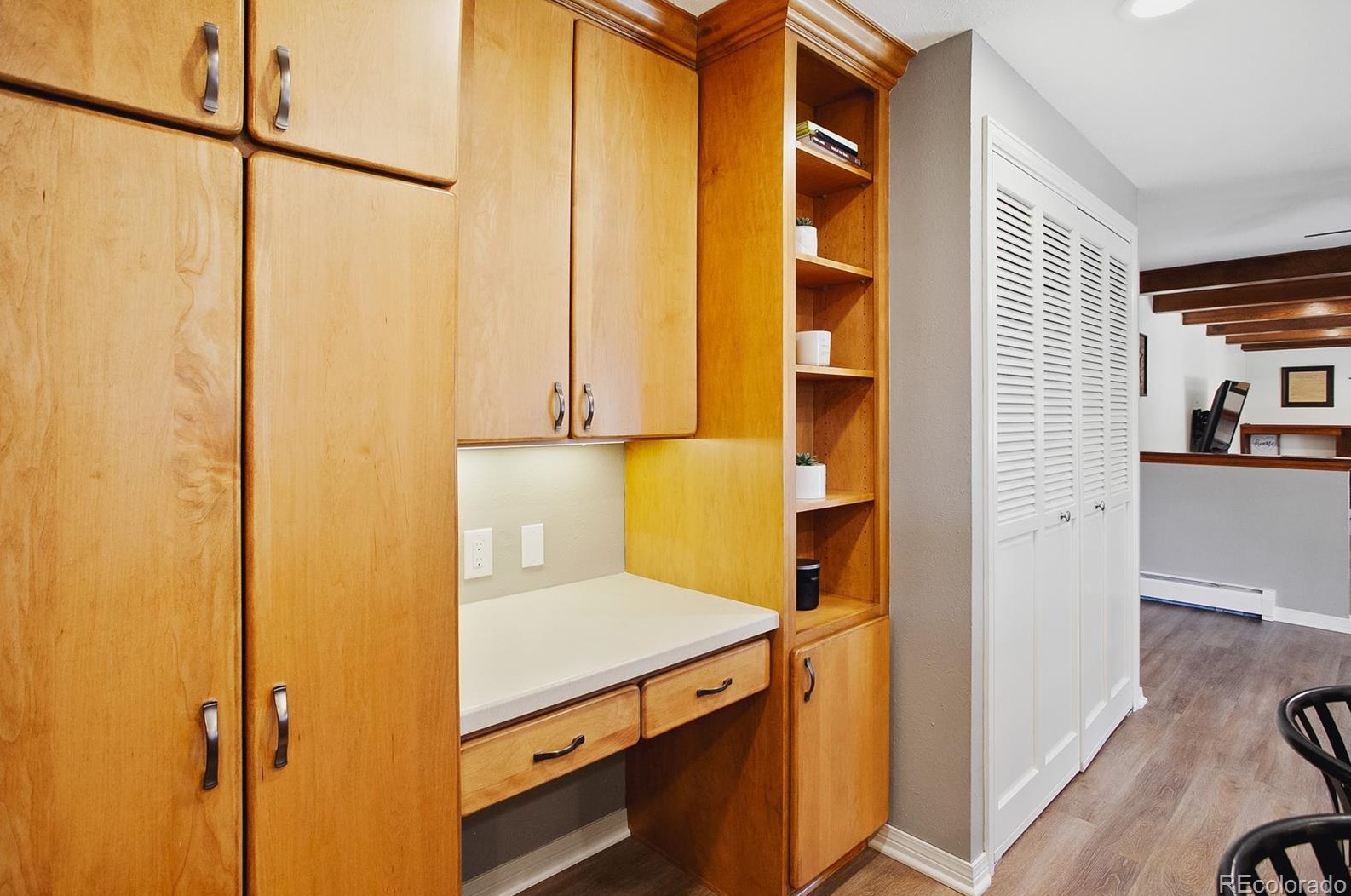 6374 Rowland Ave, Littleton CO 80128-4578 exterior