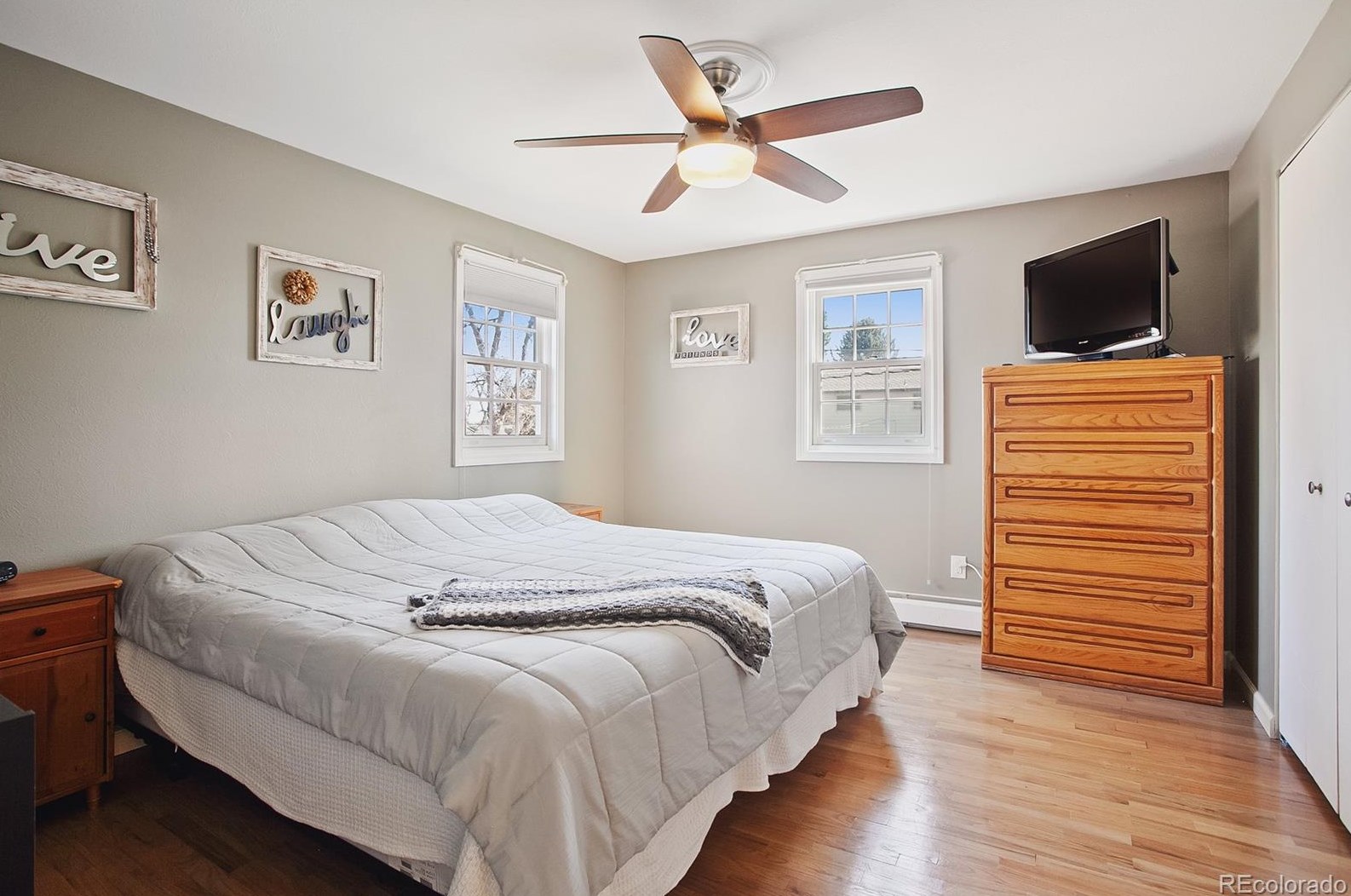 6374 Rowland Ave, Littleton CO 80128-4578 exterior