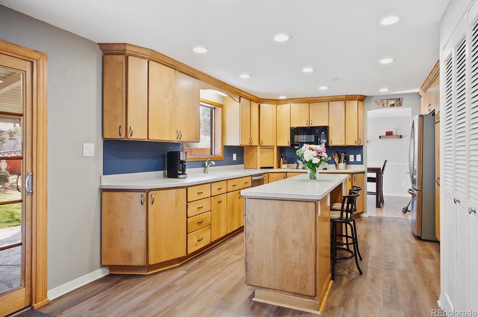 6374 Rowland Ave, Littleton CO 80128-4578 exterior