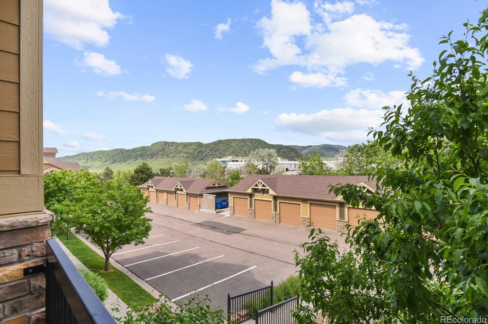 8726 Kline St, Littleton CO 80127-7143 exterior