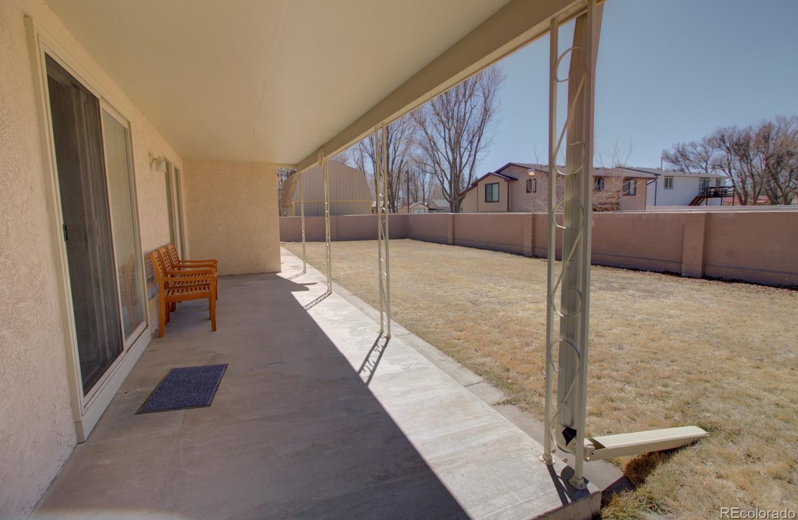 2 Bellwood Dr, Alamosa CO 81101-2438 exterior