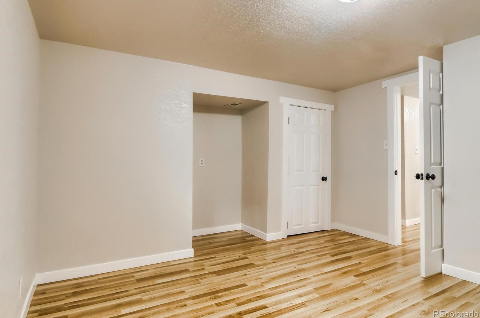 8240 Jay Cir, Arvada CO  80003-1729 exterior