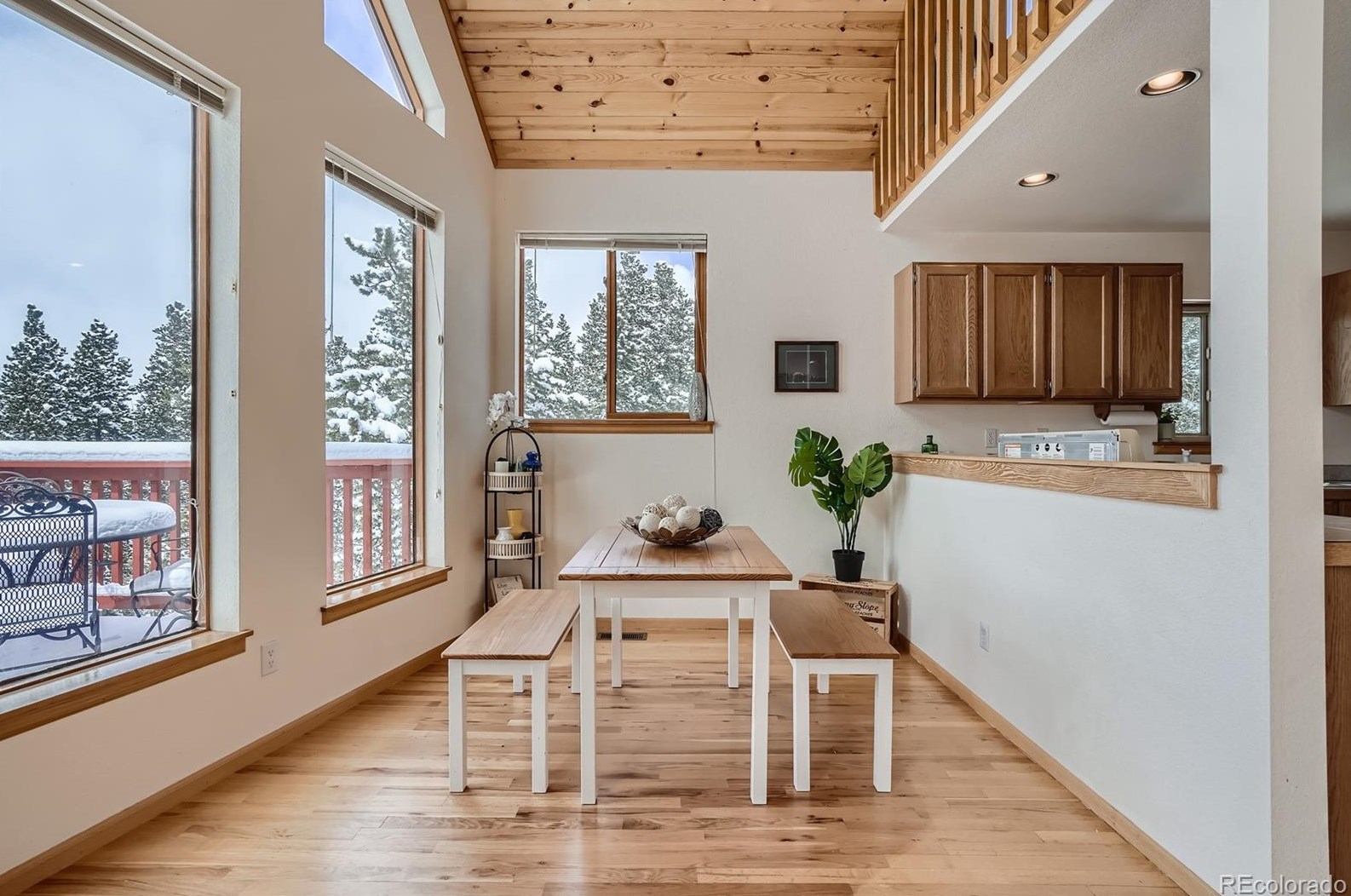 902 Karlann Dr, Arvada CO  80422-4067 exterior