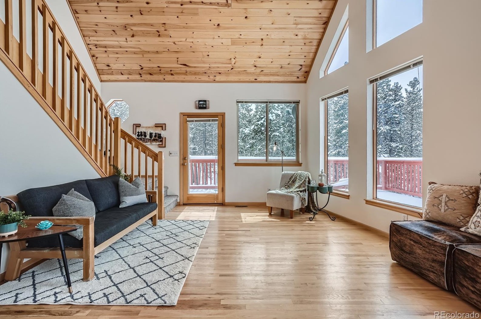 902 Karlann Dr, Arvada CO  80422-4067 exterior