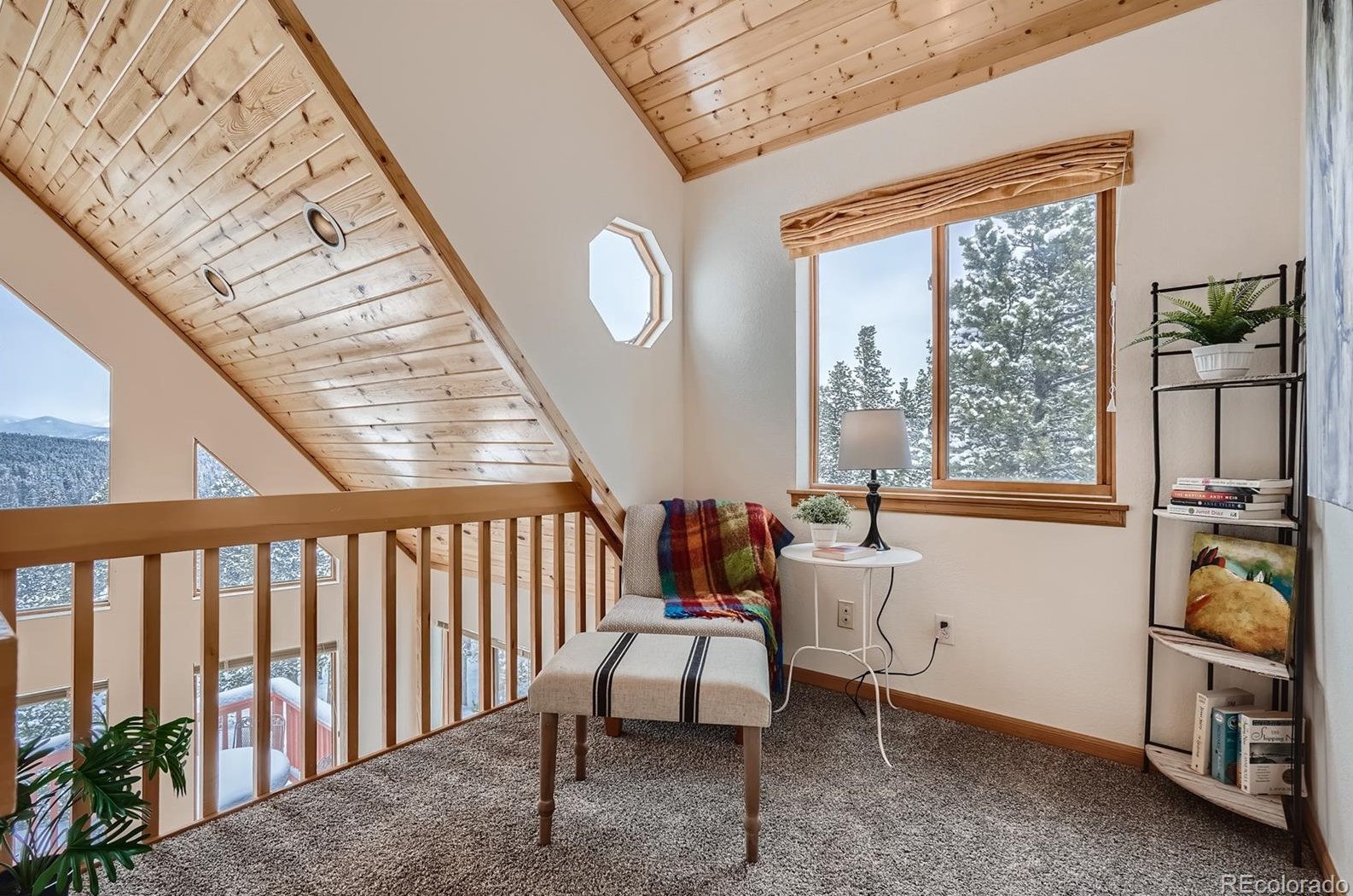 902 Karlann Dr, Arvada CO  80422-4067 exterior