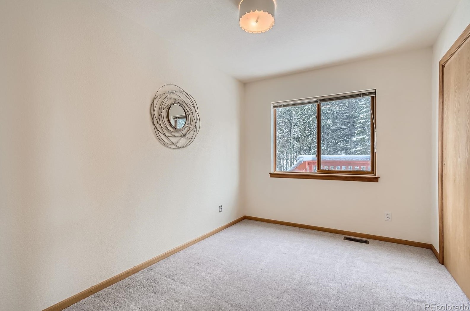 902 Karlann Dr, Arvada CO  80422-4067 exterior