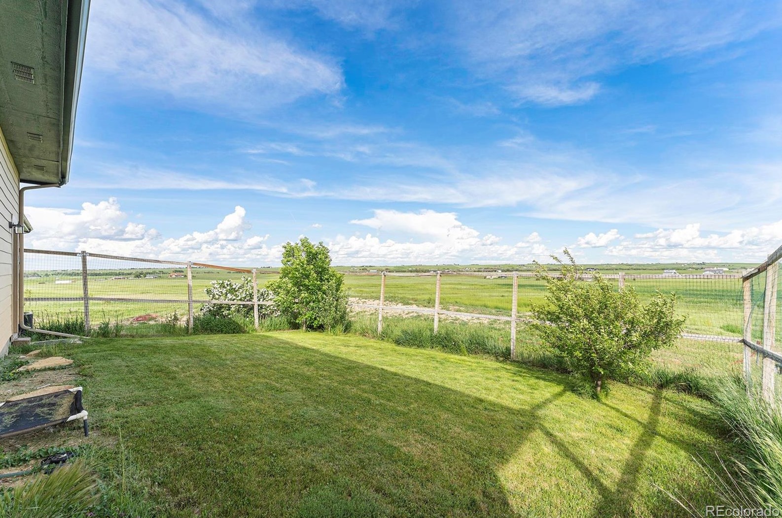 2150 County Rd 129, Bennett CO 80102-8410 exterior