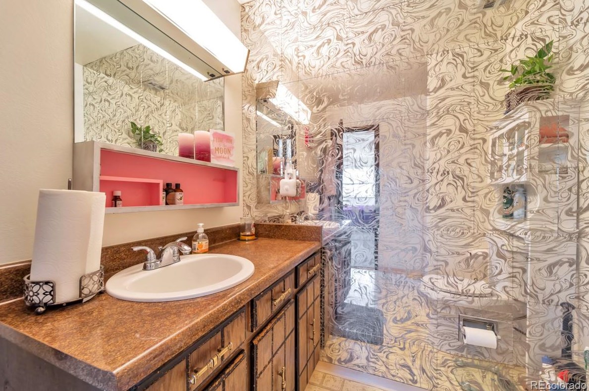 8677 84th Cir, Arvada CO  80005-2315 exterior