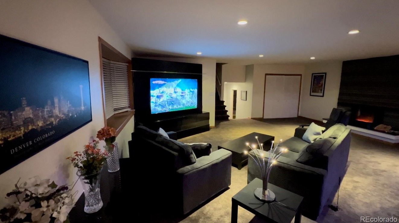 7004 Kendall Ct, Littleton CO 80128-3935 exterior