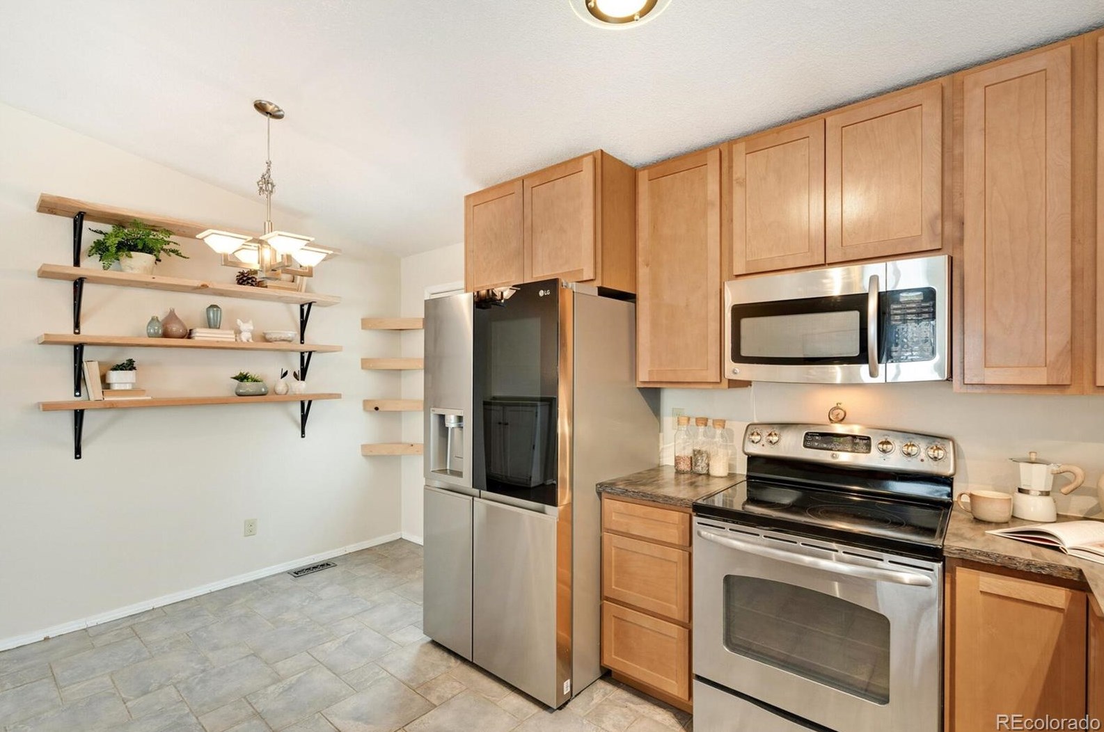 6201 Wolff St, Arvada CO  80003-6619 exterior