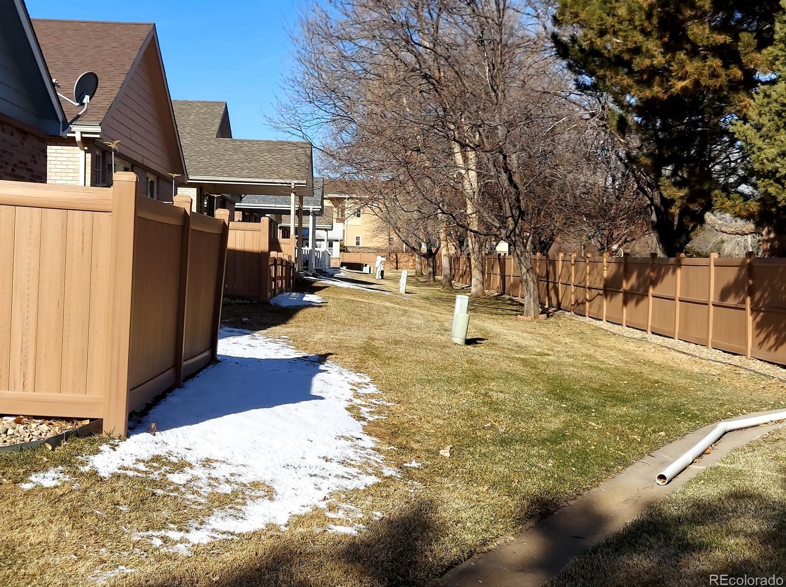 6477 Pierson St, Arvada CO  80004-2776 exterior