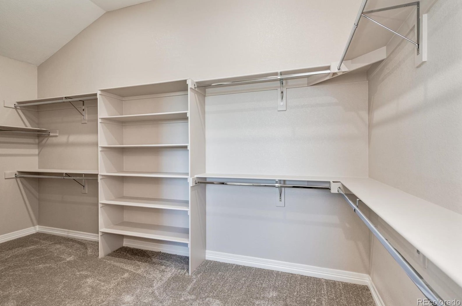 9761 Crystal Lk Dr, Littleton CO 80125 exterior