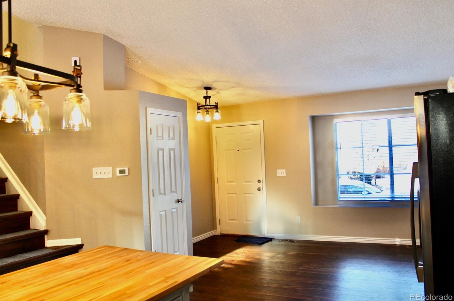 9763 Cove Creek Dr, Littleton CO  80129-5769 exterior