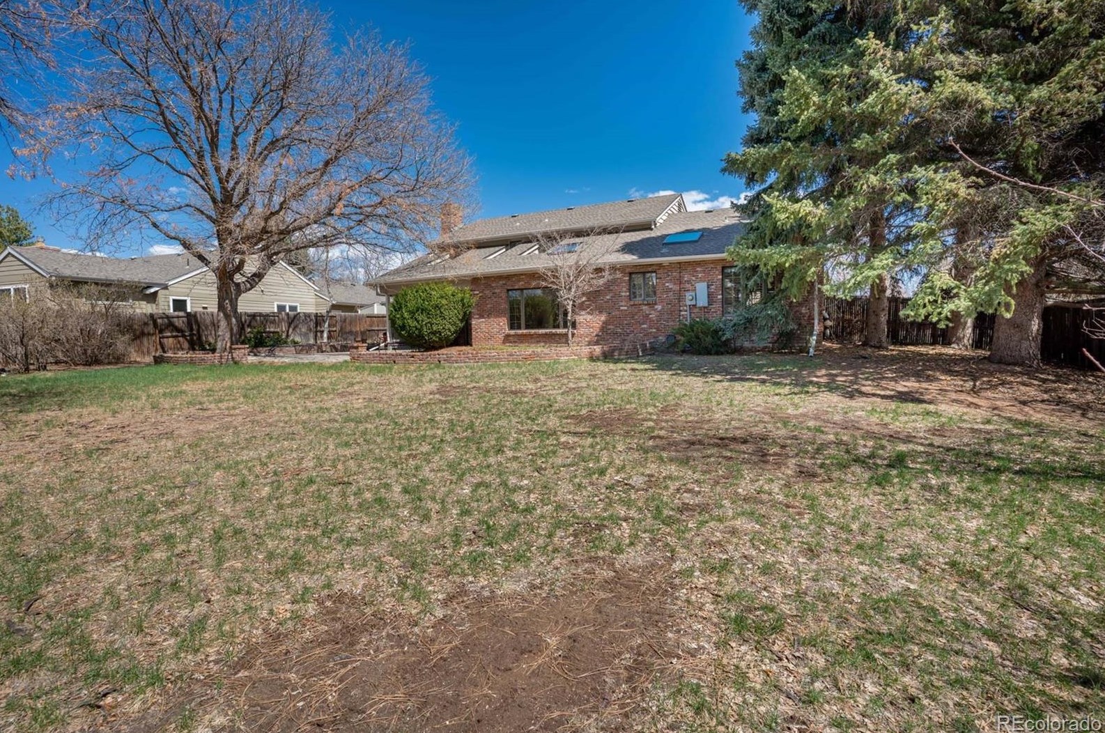 7097 Madison Way, Littleton CO 80122-2038 exterior