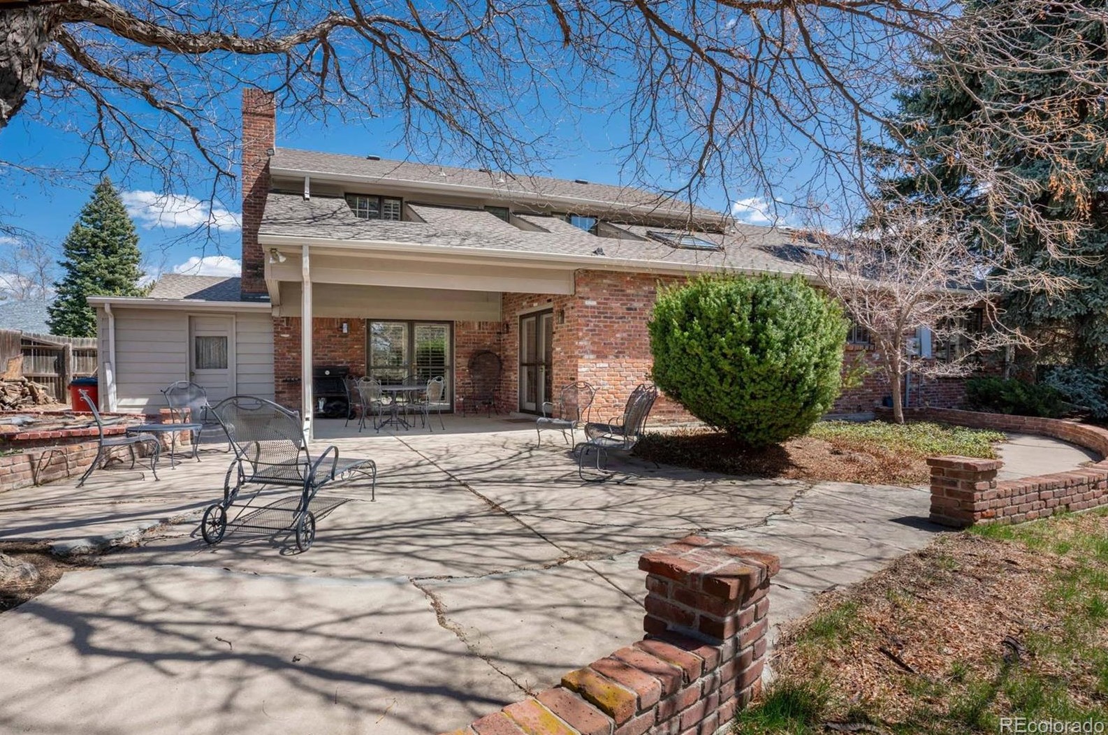 7097 Madison Way, Littleton CO 80122-2038 exterior