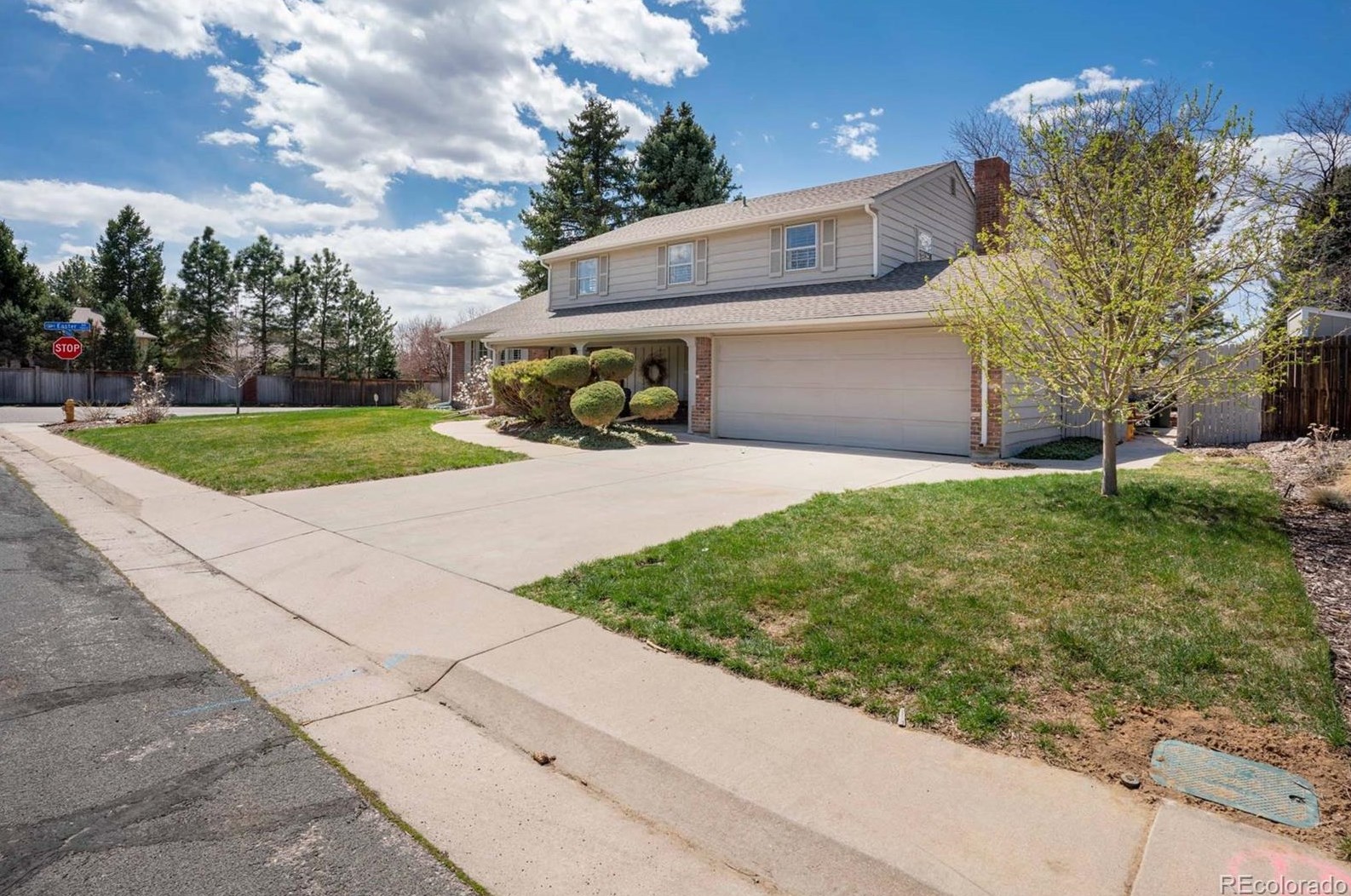 7097 Madison Way, Littleton CO 80122-2038 exterior