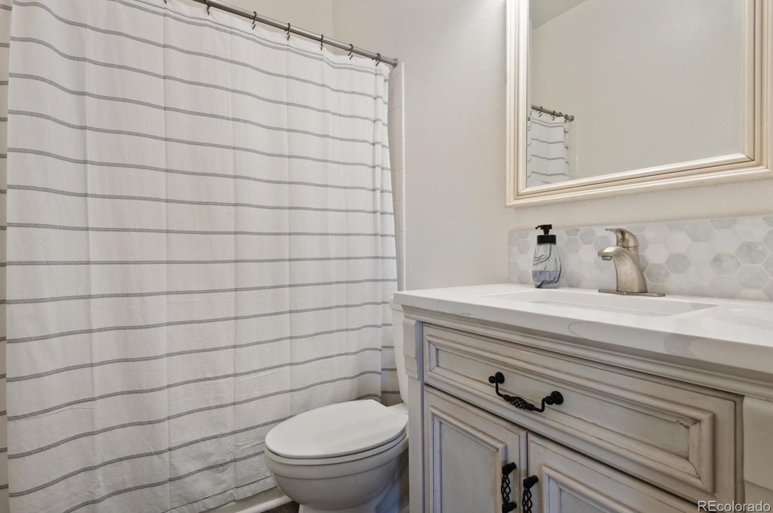 1884 Asoka St, Strasburg CO  80136-7708 exterior