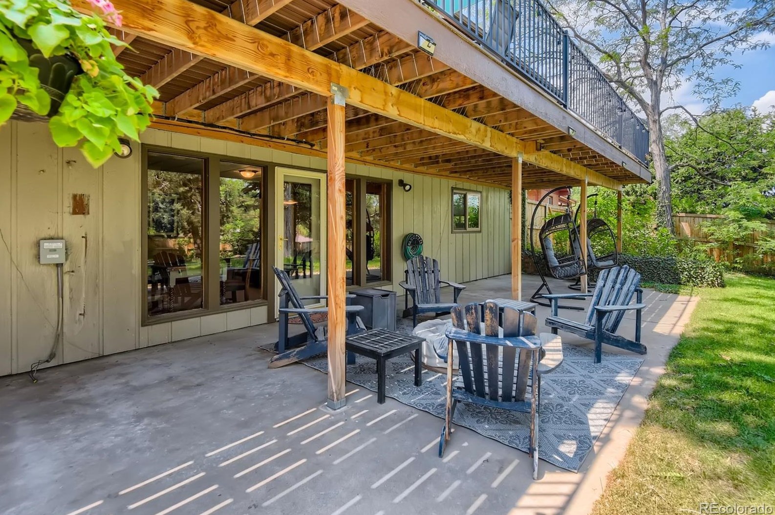 245 Delaware Cir, Littleton CO 80120-4224 exterior