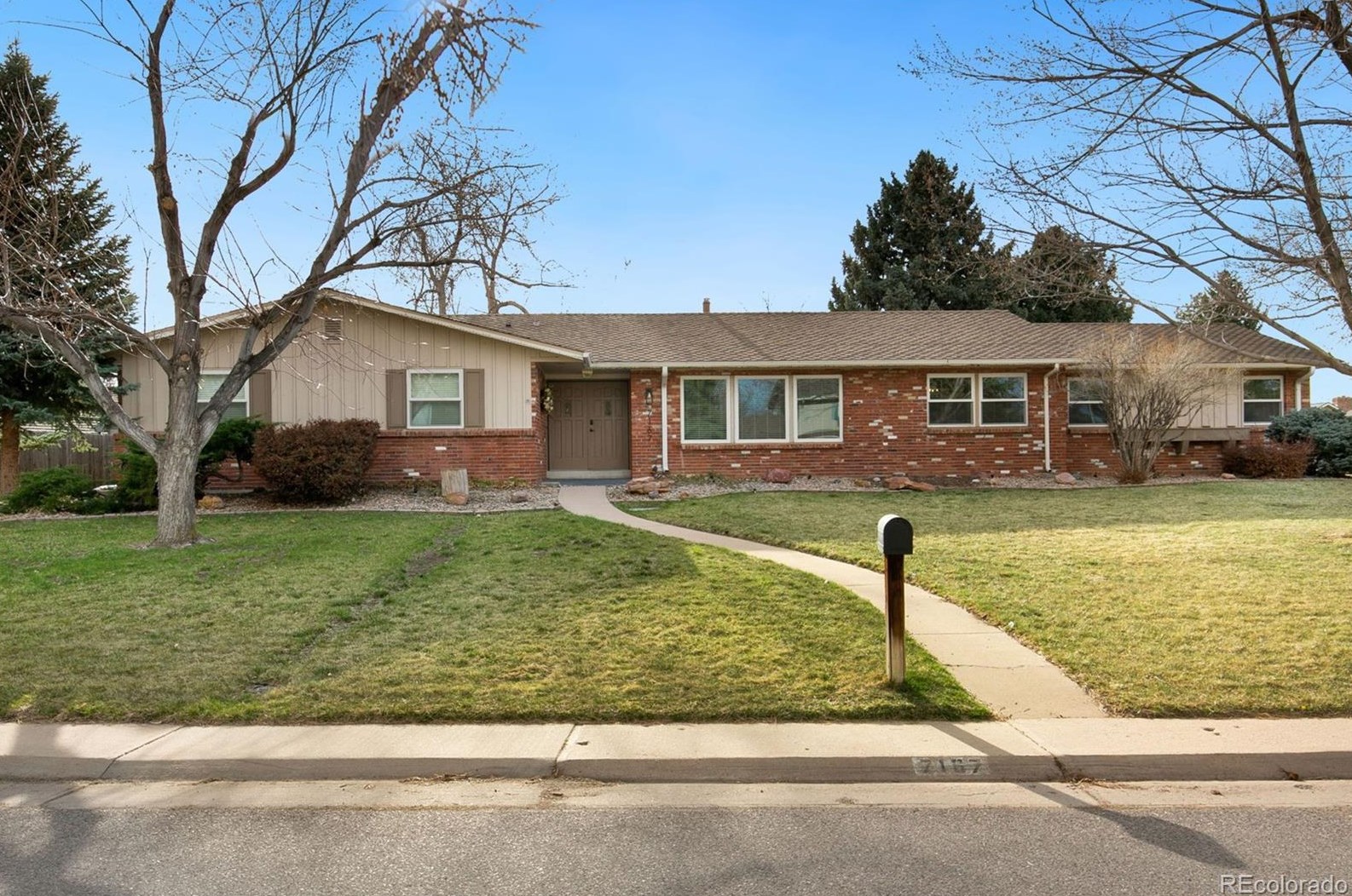 7167 Ingalls Way, Littleton CO  80128-4657 exterior