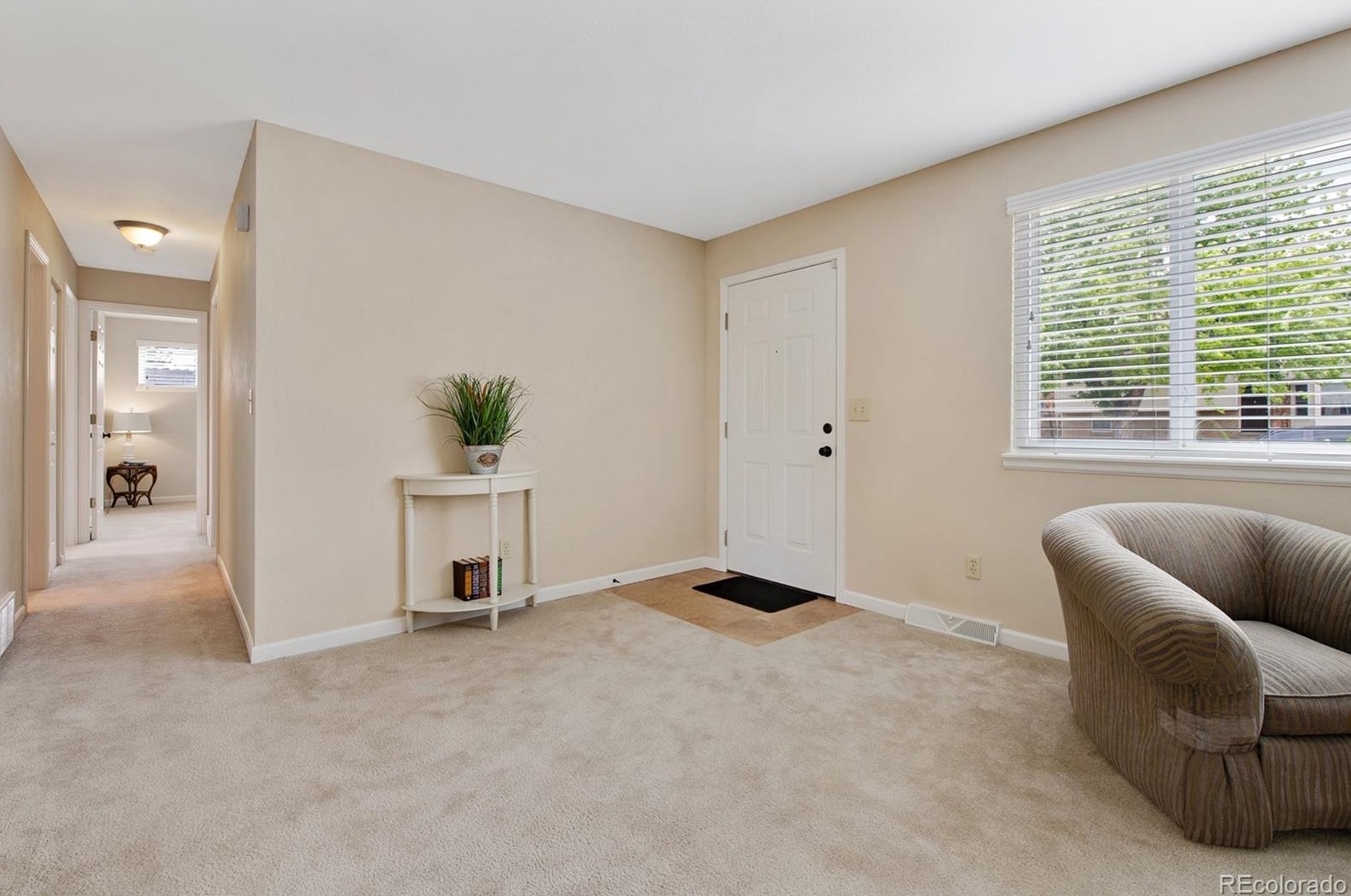 7206 Elm Ct, Littleton CO 80122-3828 exterior