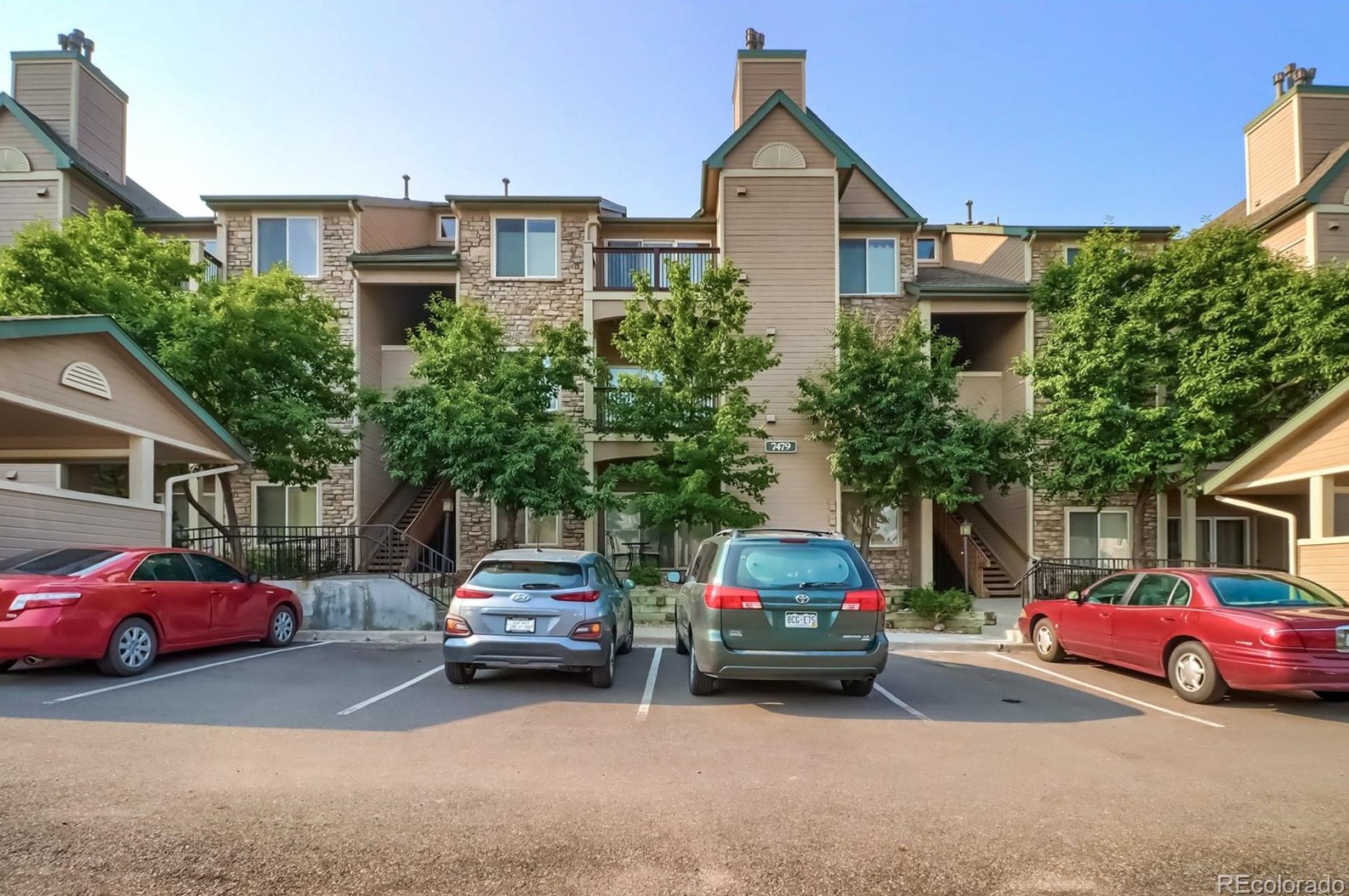 7479 Alkire St, Littleton CO  80127-7541 exterior