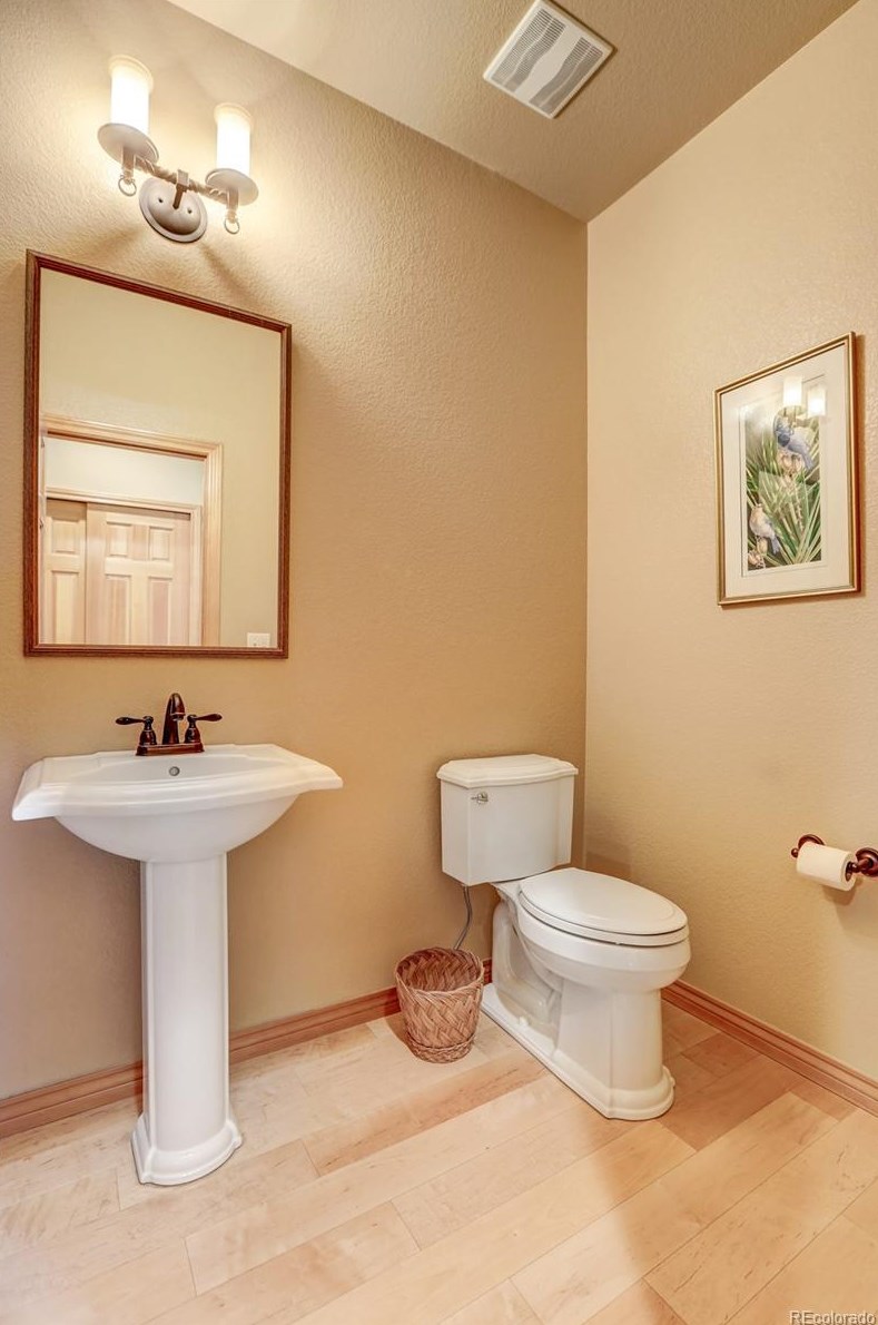 8786 Eldridge St, Arvada CO  80005-5820 exterior