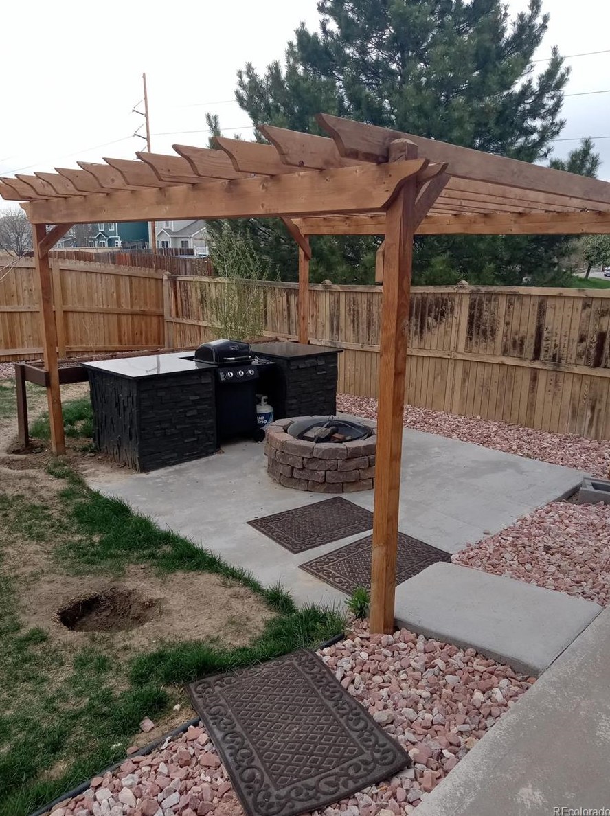 5903 Quatar Ct, Aurora CO  80015-5015 exterior