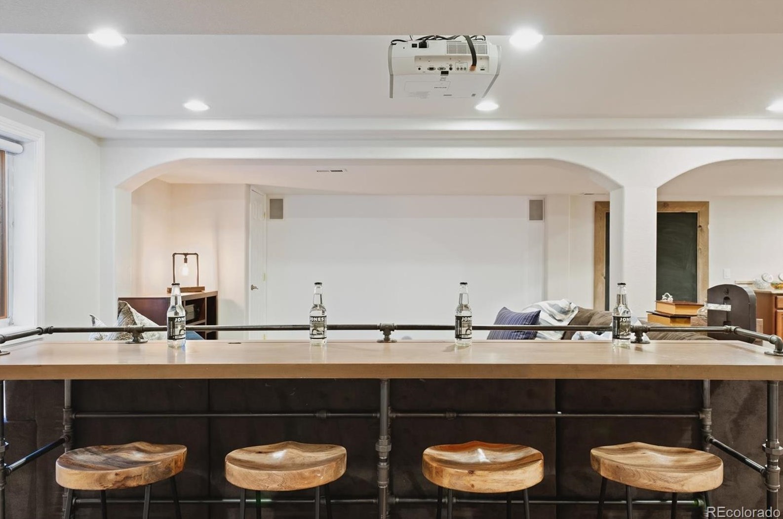 9334 Hoyt Ct, Littleton CO 80128-6998 exterior