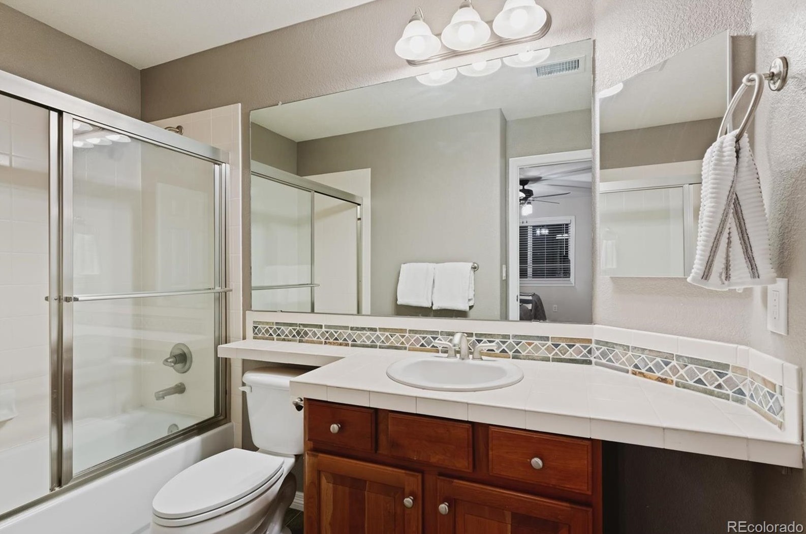 9334 Hoyt Ct, Littleton CO 80128-6998 exterior