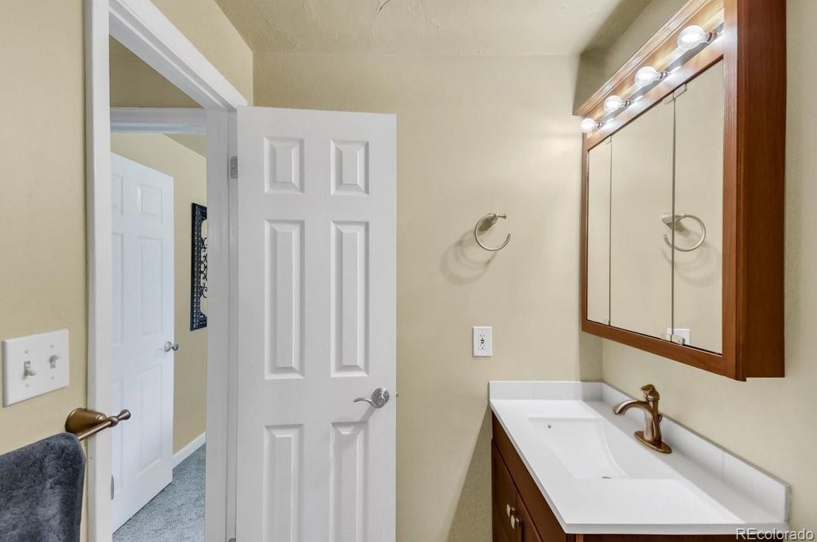 7482 Otis St, Arvada CO  80002-3836 exterior
