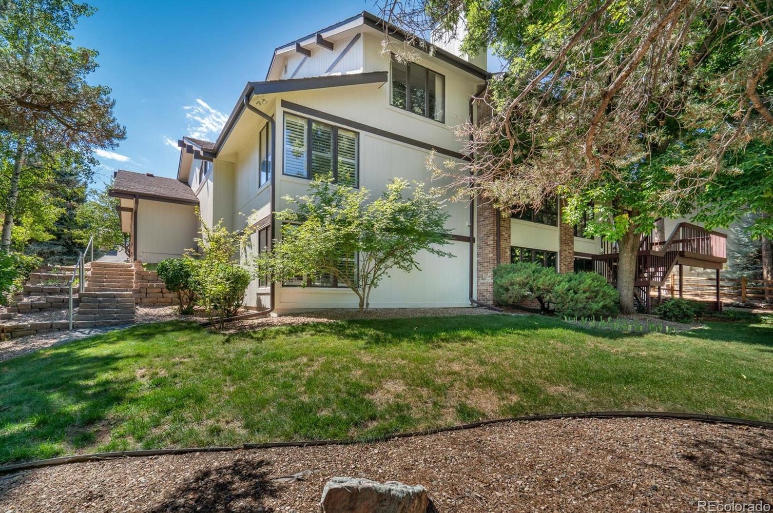 5439 Long Pl, Littleton CO 80122-3020 exterior