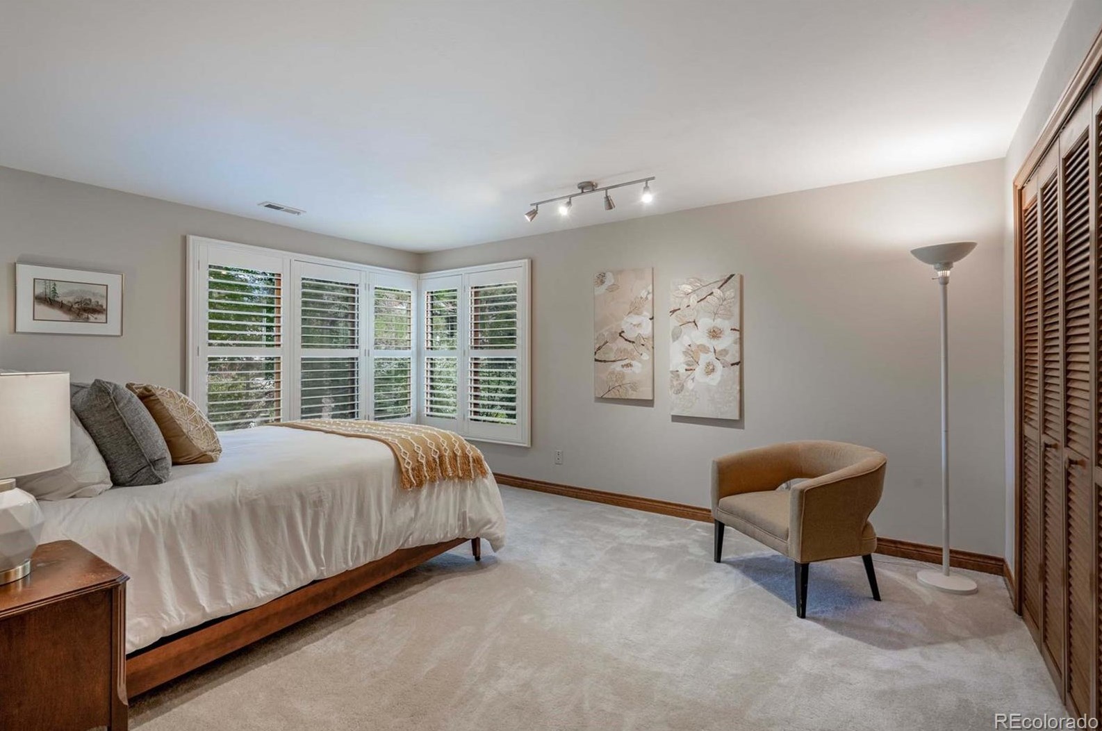 5439 Long Pl, Littleton CO 80122-3020 exterior