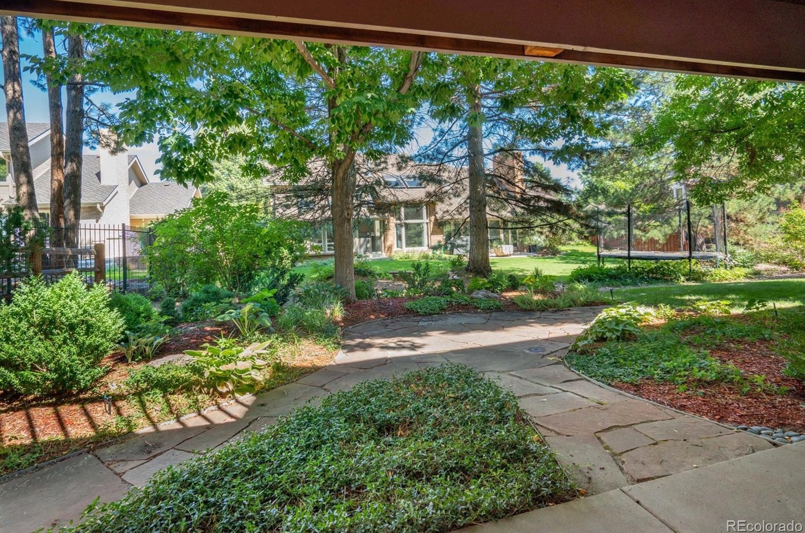 5439 Long Pl, Littleton CO 80122-3020 exterior