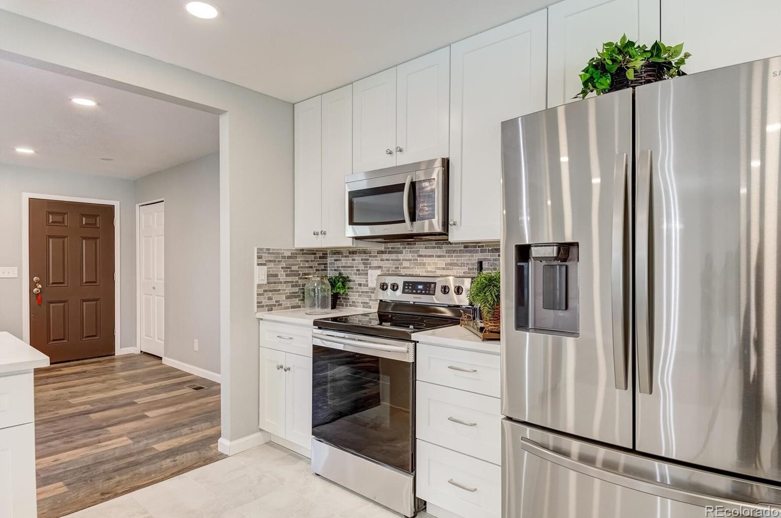 6367 Lafayette Pl, Littleton CO  80121-2548 exterior